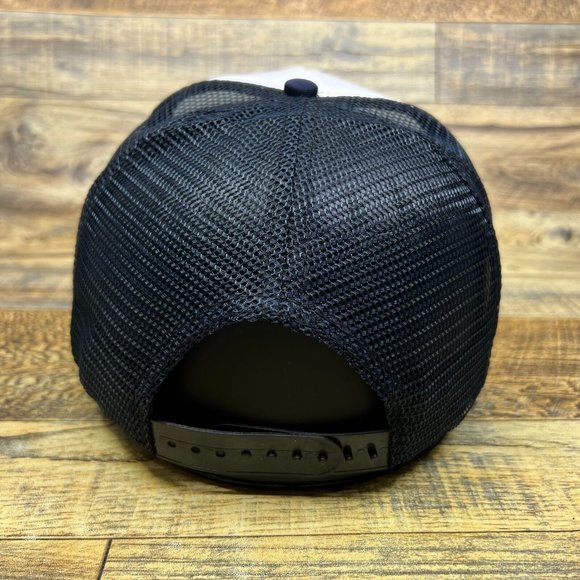 Coleman Mens Trucker Hat Navy Snapback Camping Lantern Hunting FIshing Ball Cap - Picture 5 of 8